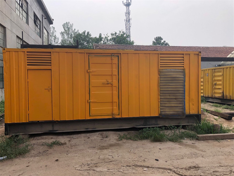 遵义发电机出租进行负载测试时，电瓶电量不足的具体判断标准是什么？